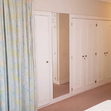 Reids Gardens Luxury Flat In The Best Condominium Of Madeira Island *