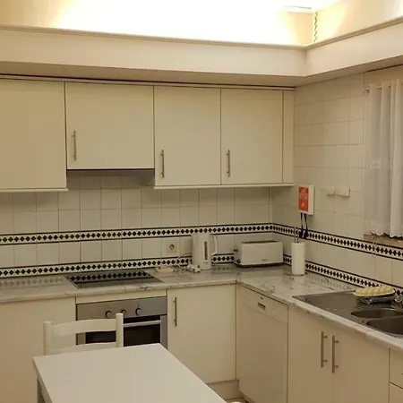 Reids Gardens Luxury Flat In The Best Condominium Of Madeira Island